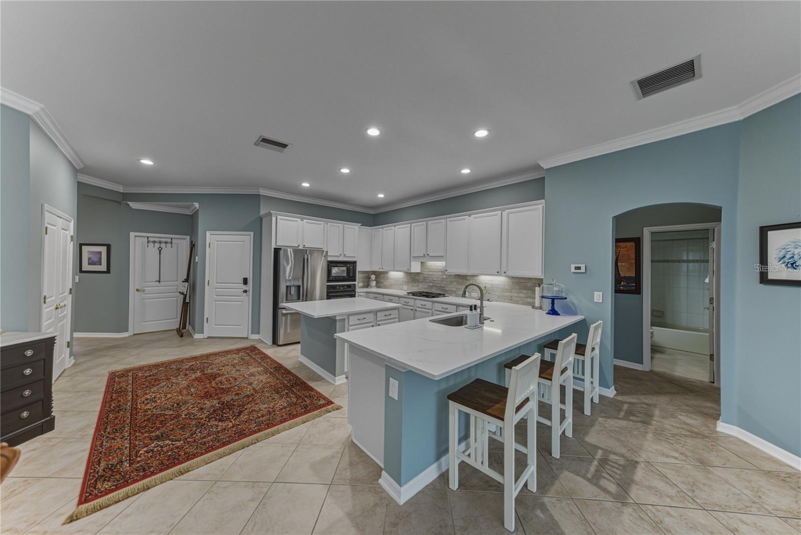 5252 Brighton Shore Dr Property Photo 9
