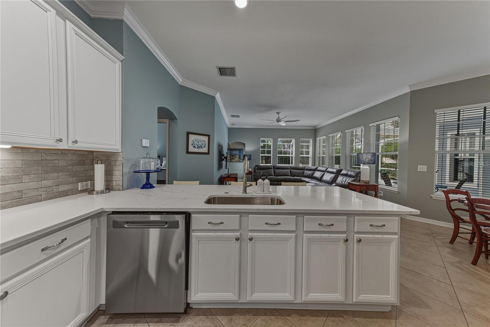 5252 Brighton Shore Dr Property Photo 11