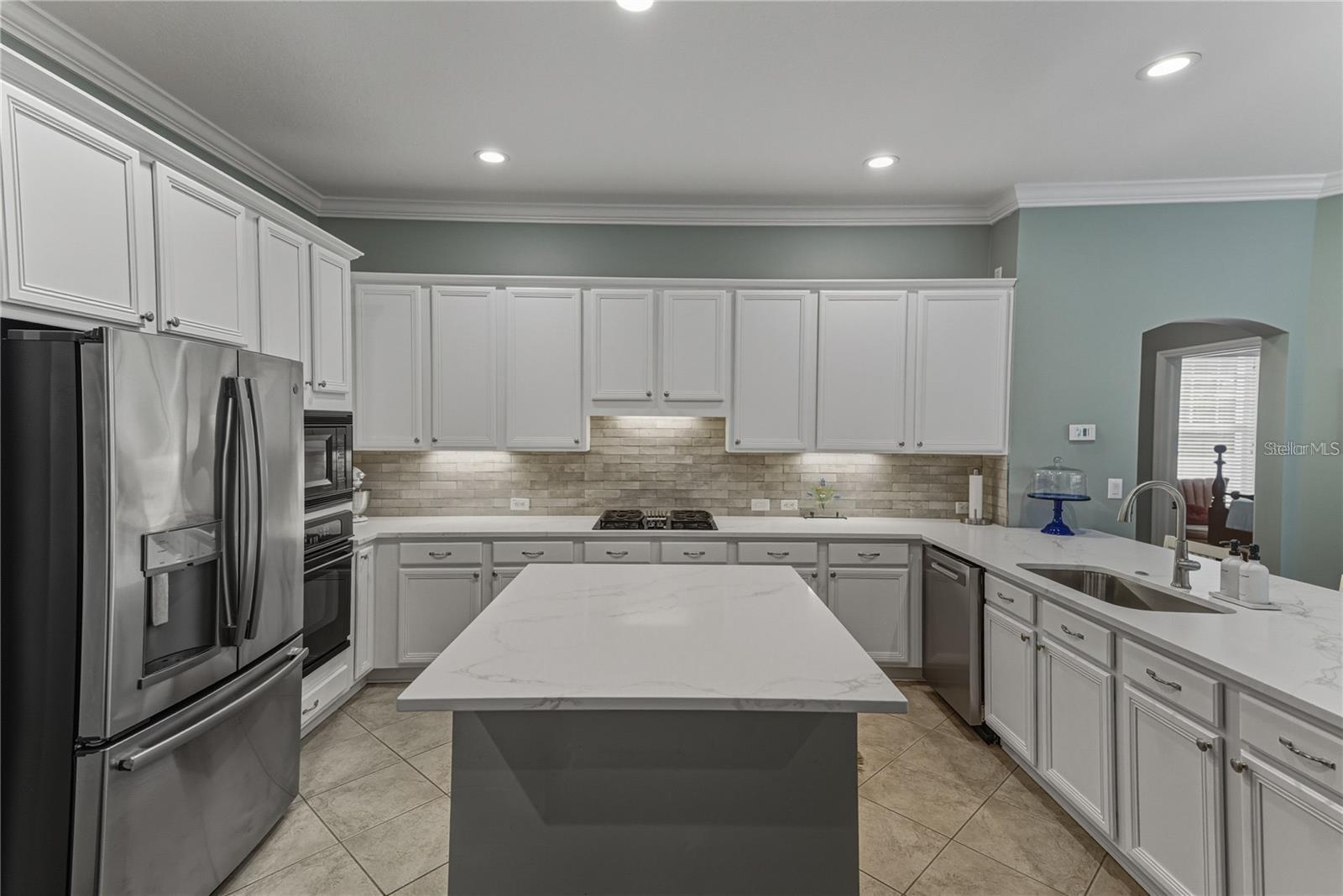 5252 Brighton Shore Dr Property Photo 12