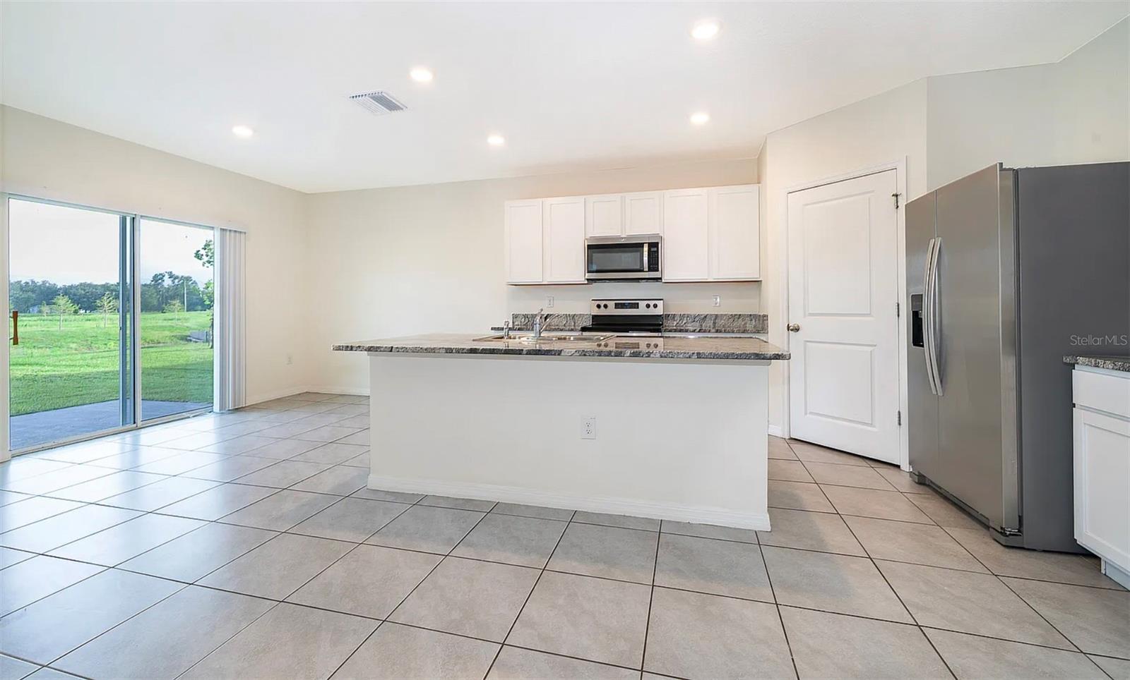 30915 Penny Surf Loop Property Photo 7
