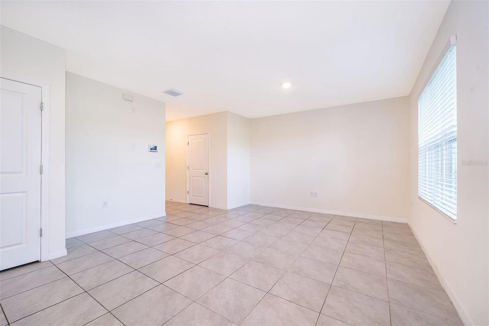 30915 Penny Surf Loop Property Photo 12