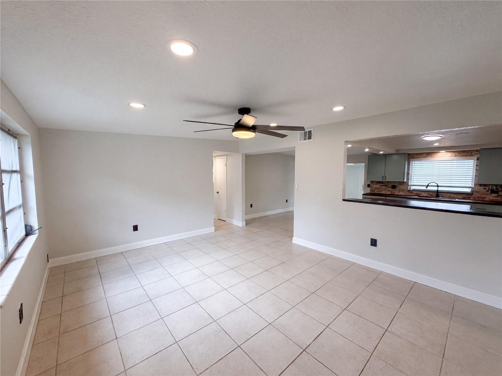 119 Lantern Ln Property Photo 6