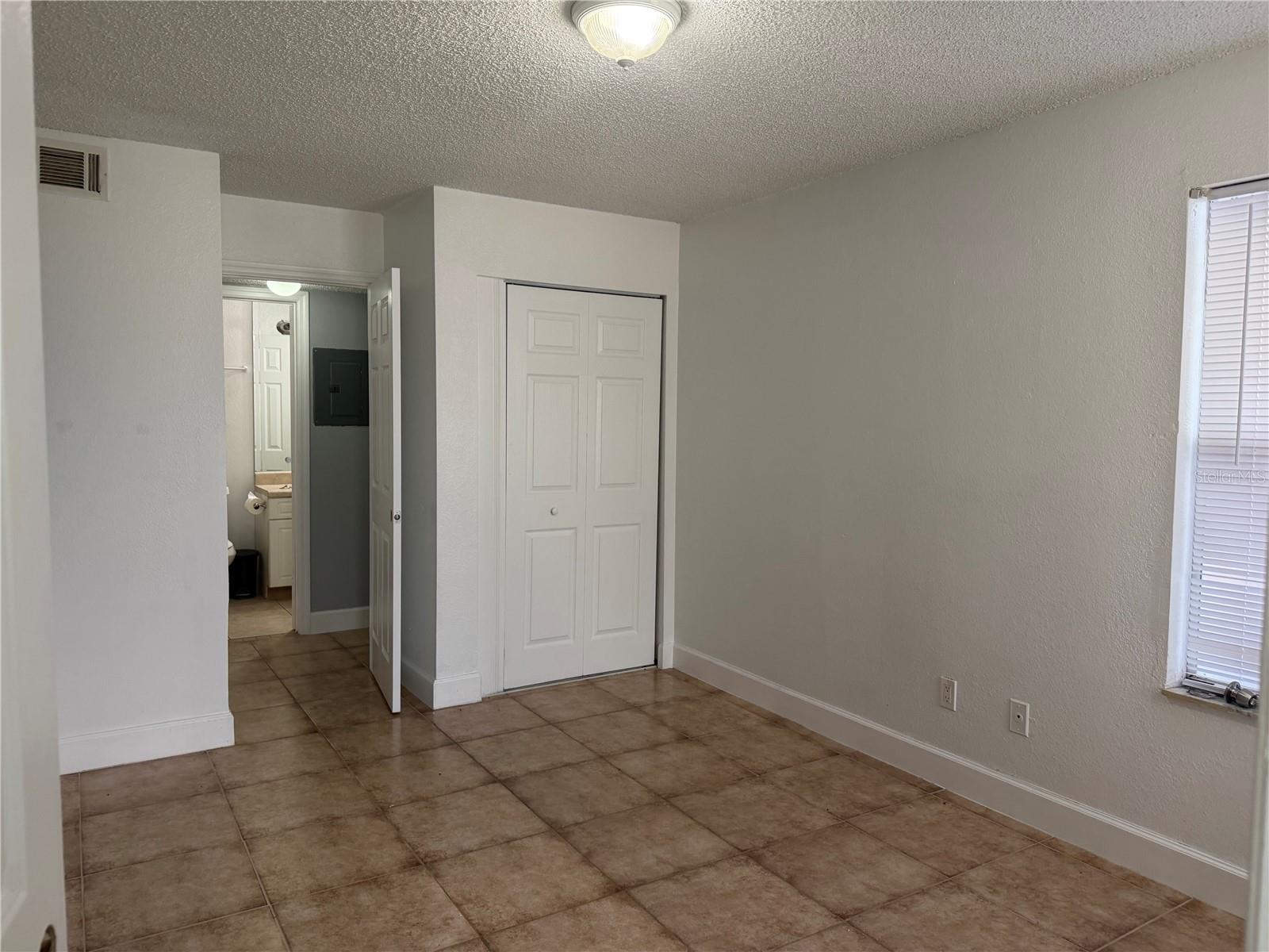 4658 Commander Dr #817 Property Photo 5
