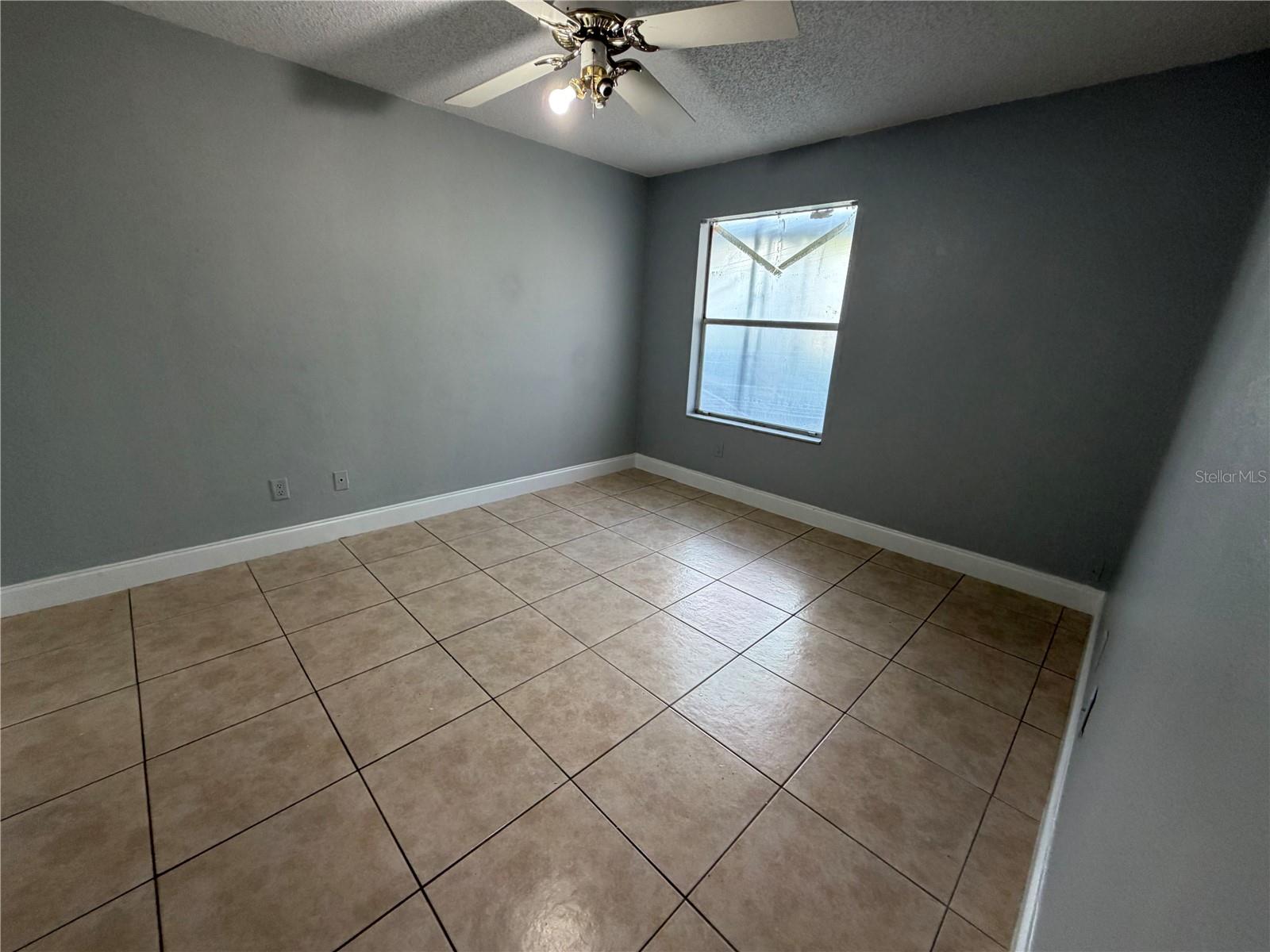 4658 Commander Dr #817 Property Photo 6