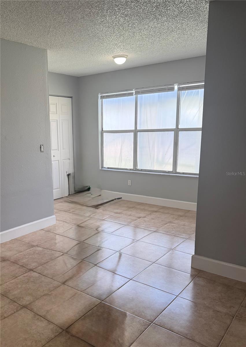 4658 Commander Dr #817 Property Photo 8