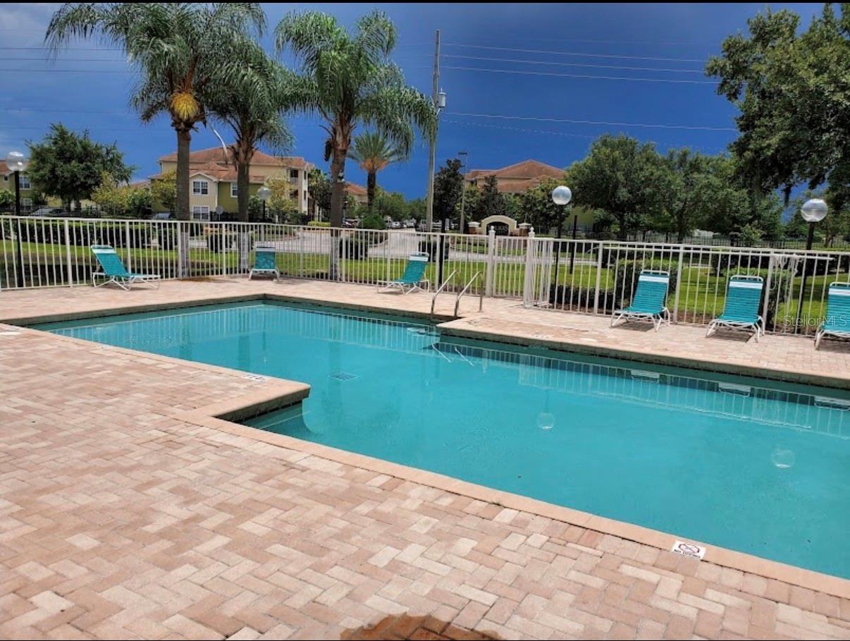 4658 Commander Dr #817 Property Photo 9