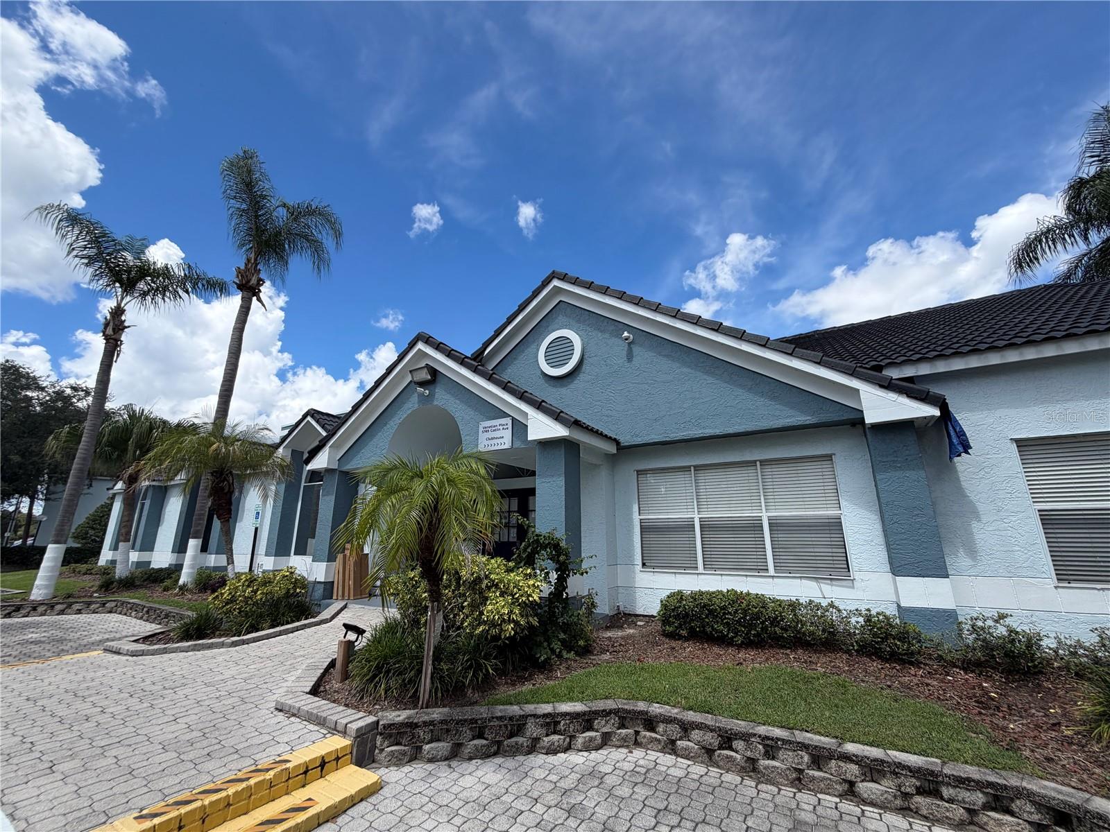 4658 Commander Dr #817 Property Photo 14