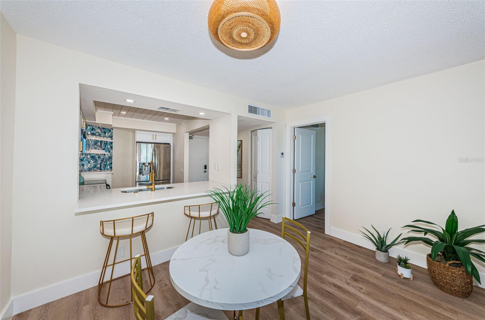 6177 Sun Blvd #307 Property Photo 5
