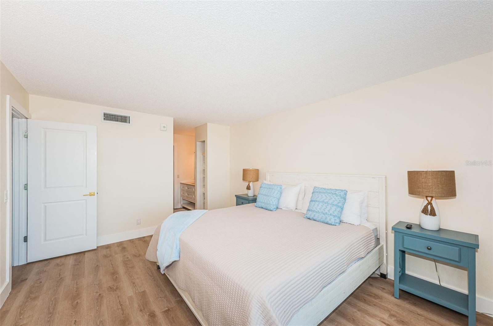 6177 Sun Blvd #307 Property Photo 21