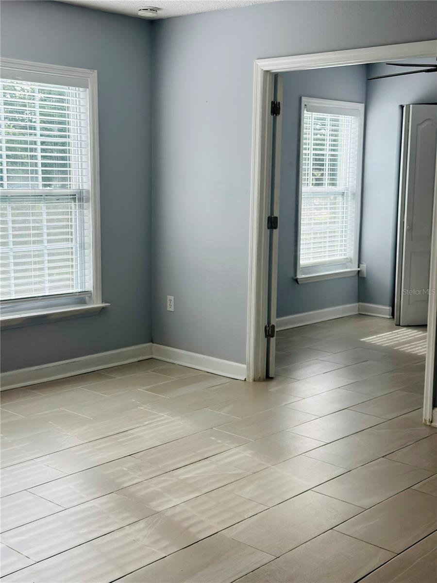 O6438065 Property Photo 8