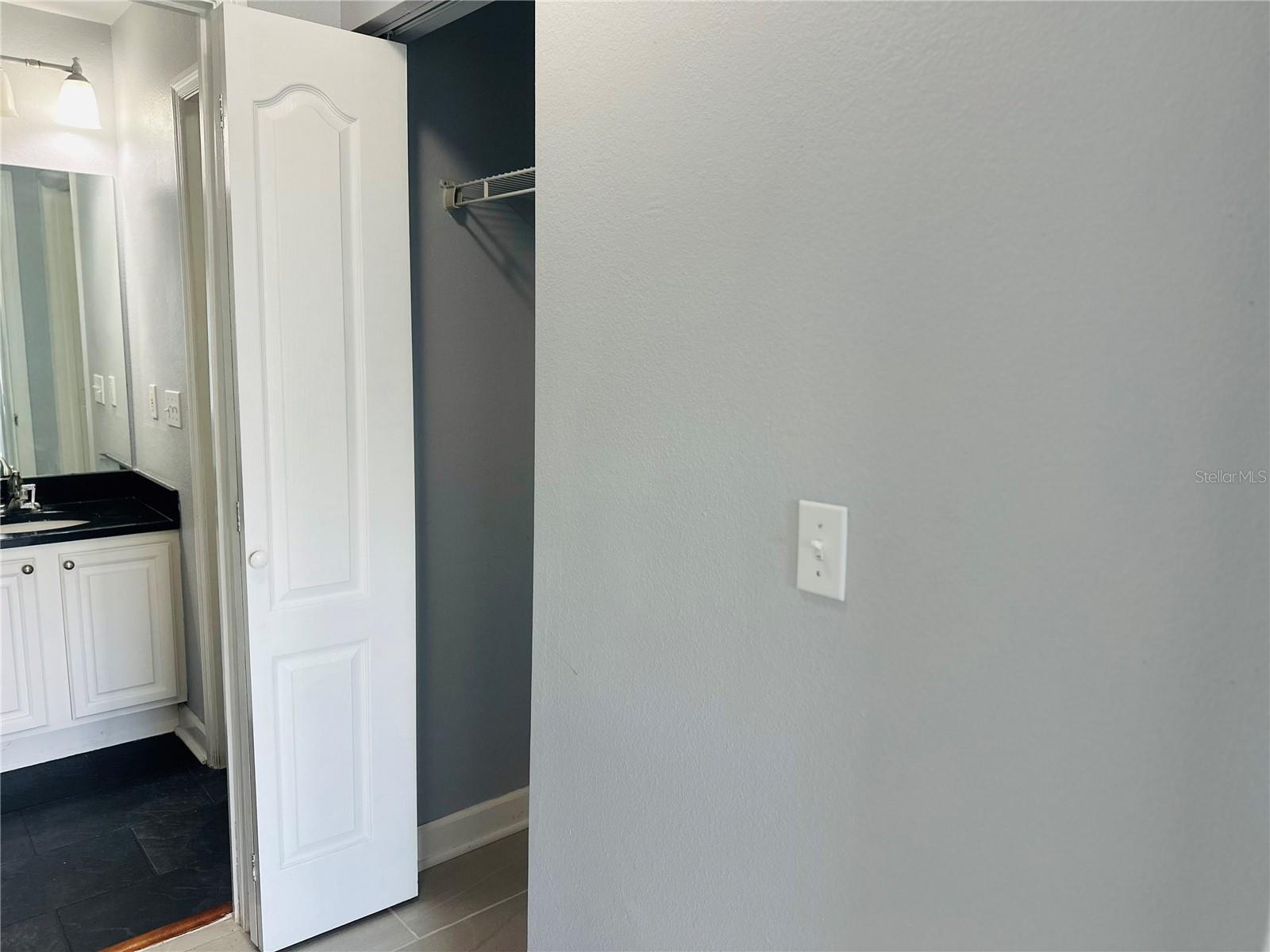 O6438065 Property Photo 15