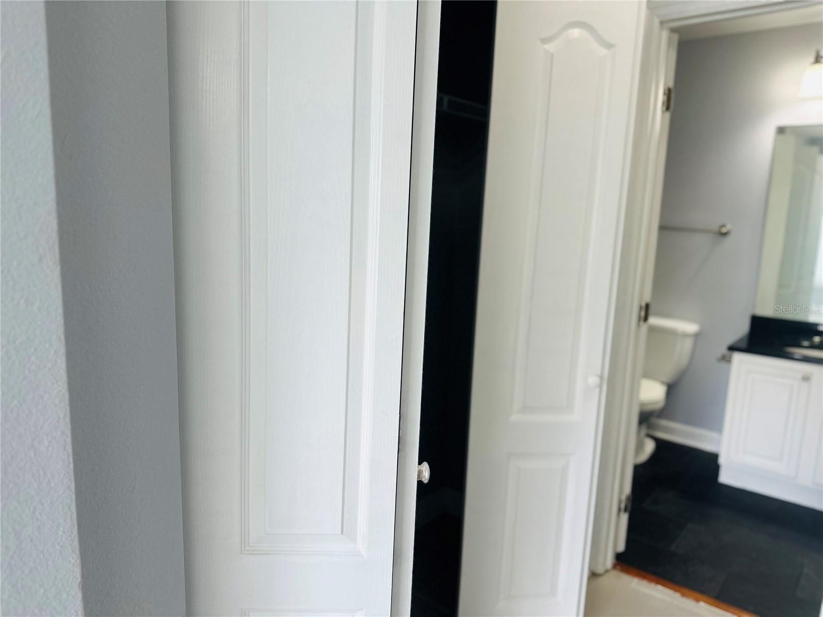 O6438065 Property Photo 16