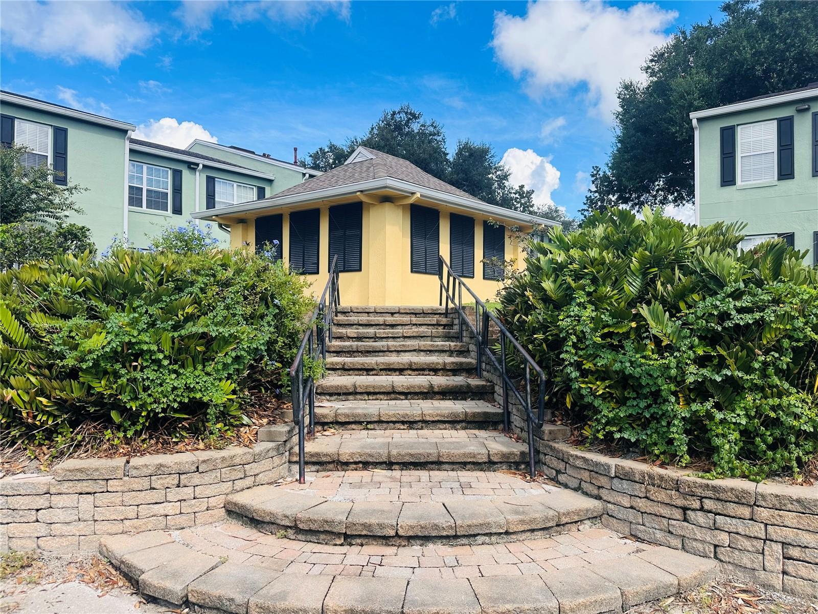 O6438065 Property Photo 28
