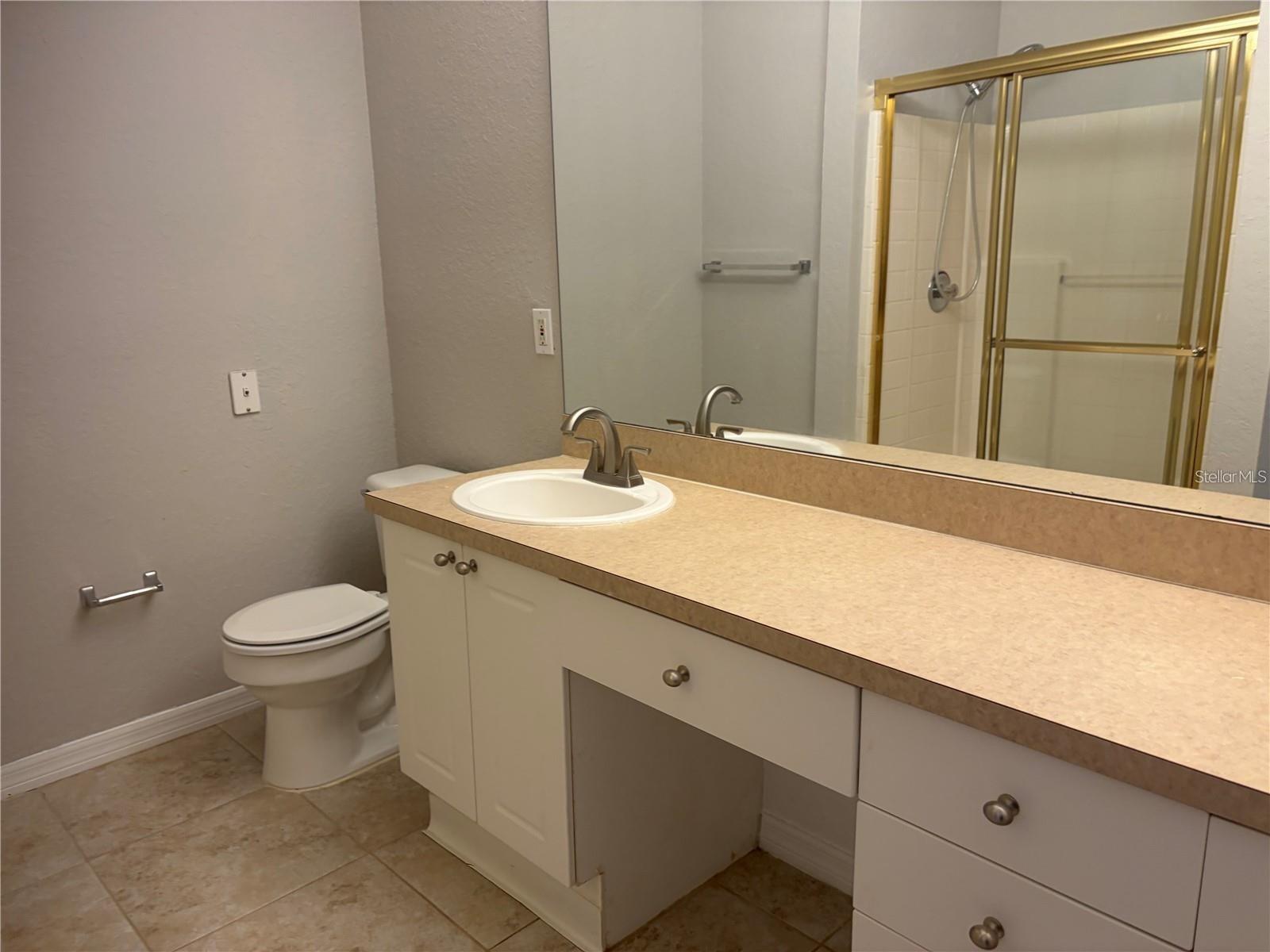 3325 S Kirkman Rd #423 Property Photo 10