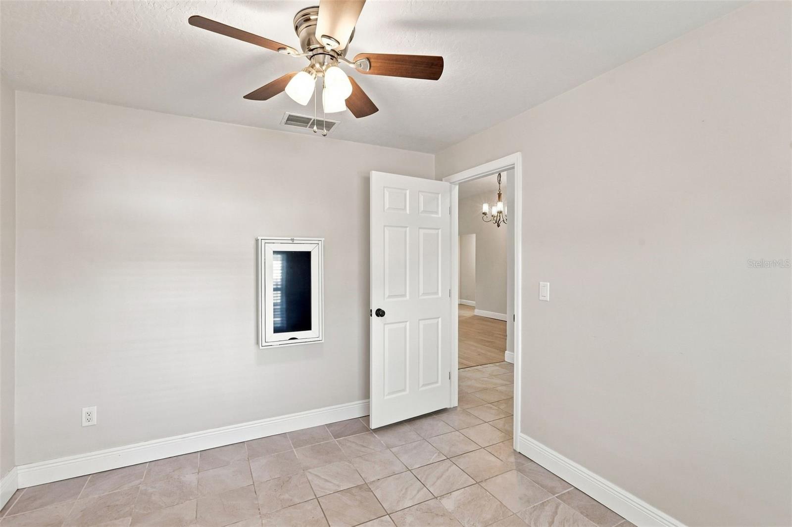 6462 Royal Tern St Property Photo 7