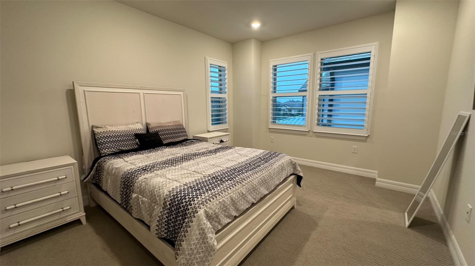 8083 Leaf Grove Cir Property Photo 12