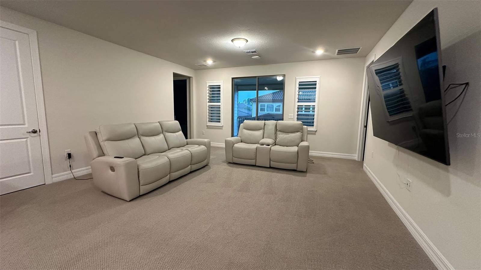 8083 Leaf Grove Cir Property Photo 23