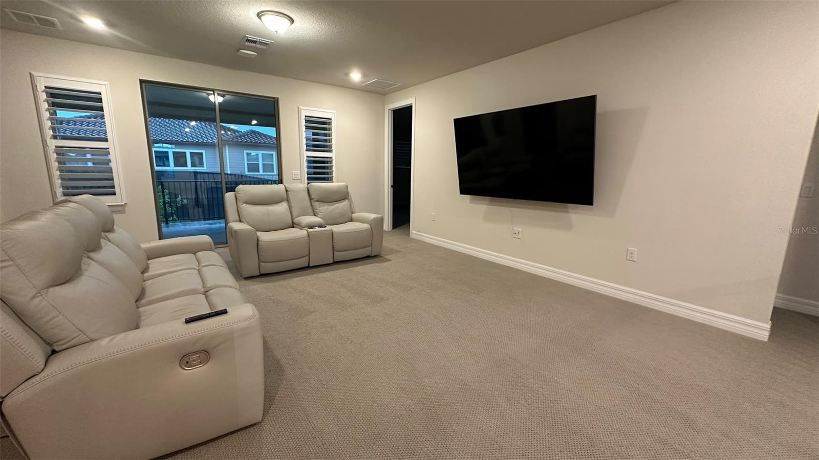 8083 Leaf Grove Cir Property Photo 25