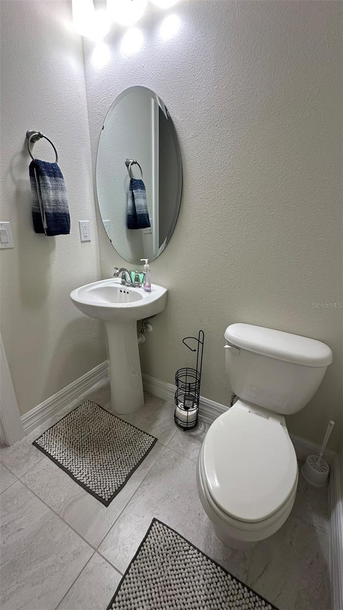 8083 Leaf Grove Cir Property Photo 26