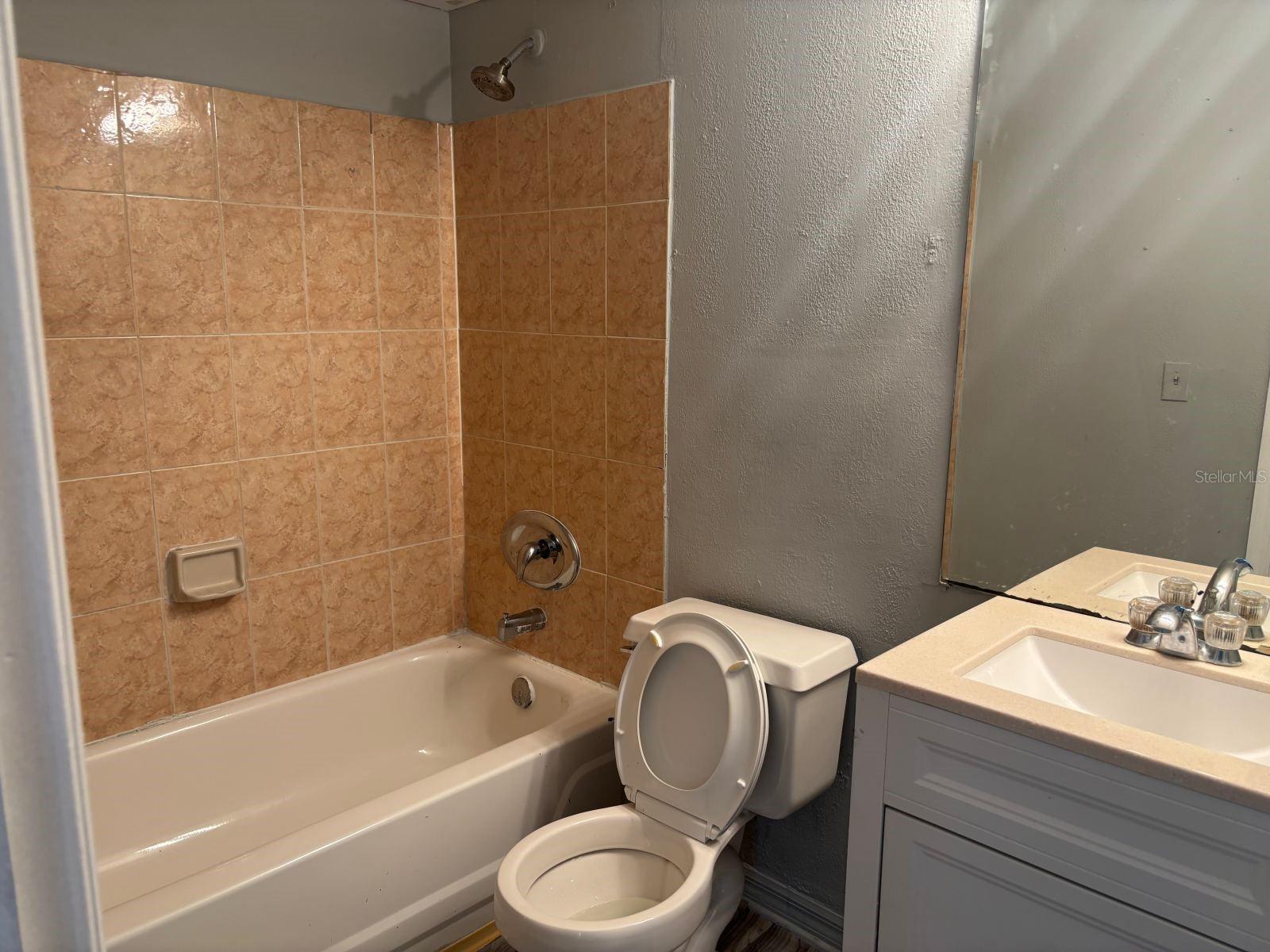6178 Westgate Dr #204 Property Photo 5