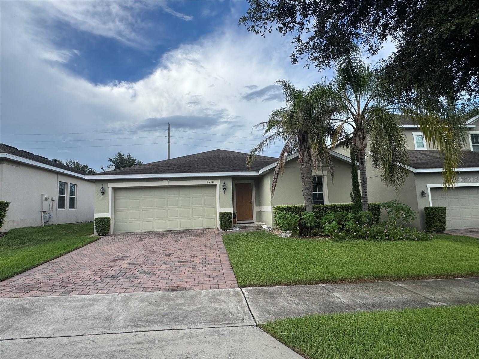 3538 Heart Pine Loop Property Photo 1