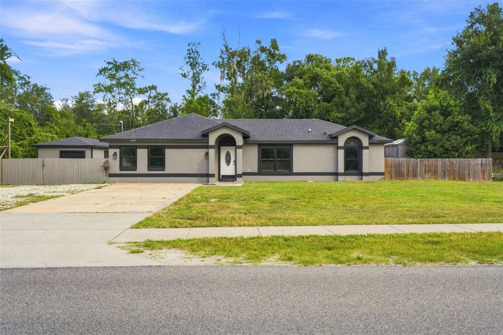 1300 Adeline St Property Photo 1