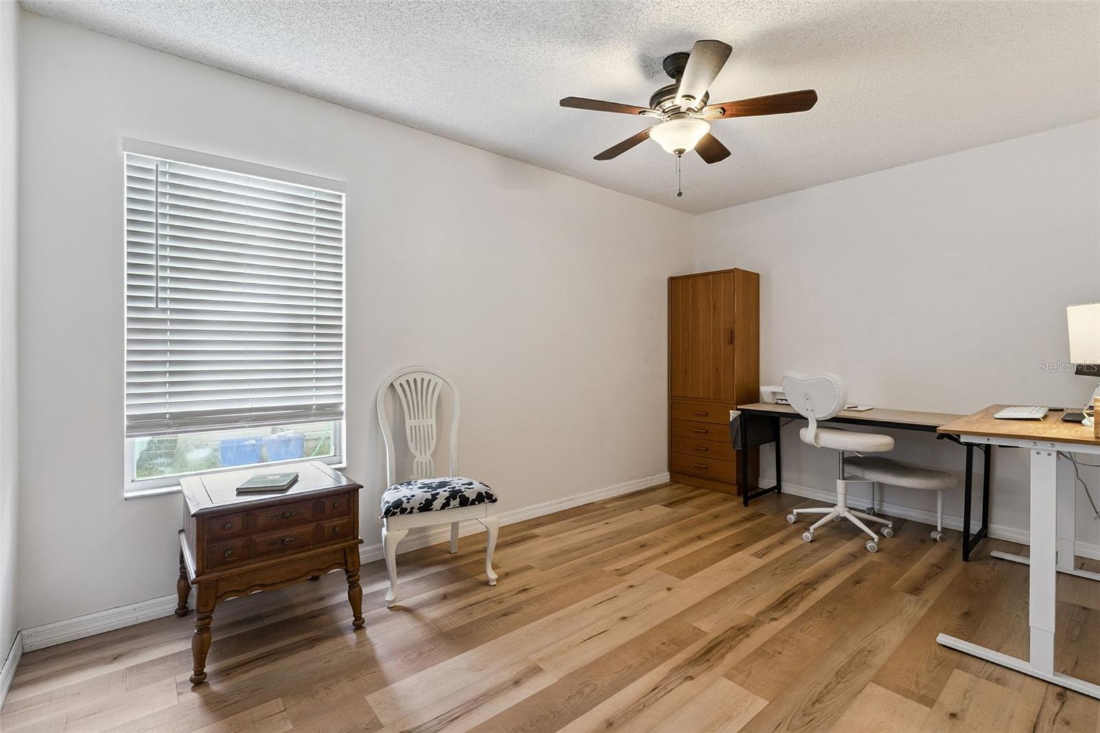 204 S Bristol Cir Property Photo 23