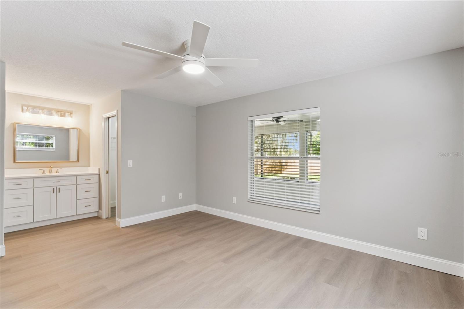 564 Chula Woods Ct Property Photo 12