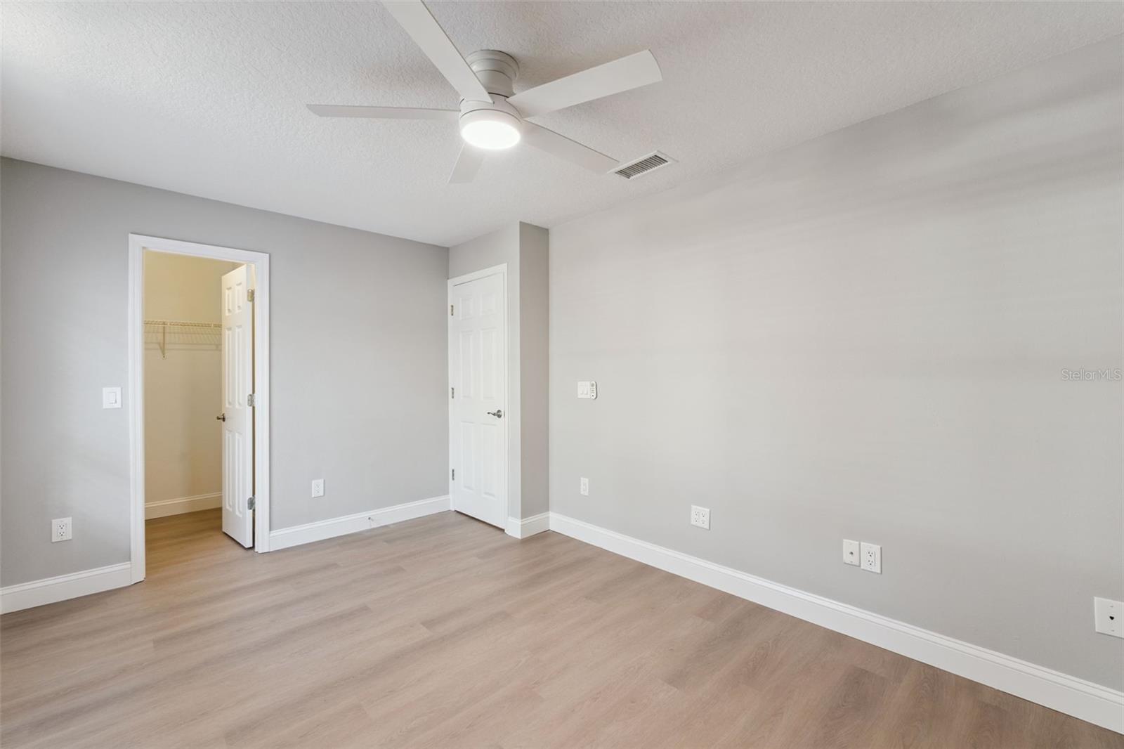 564 Chula Woods Ct Property Photo 16