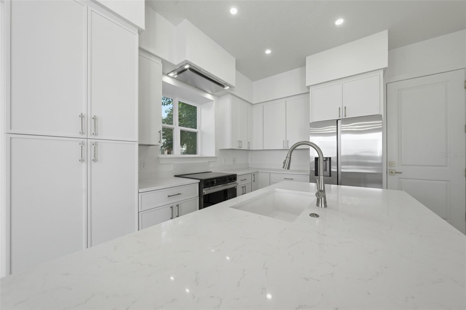 1510 Wilson Ave Property Photo 11