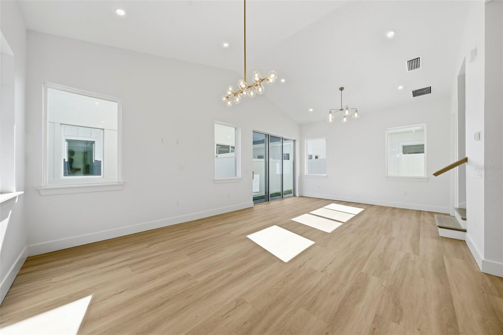 1514 Wilson Ave Property Photo 15