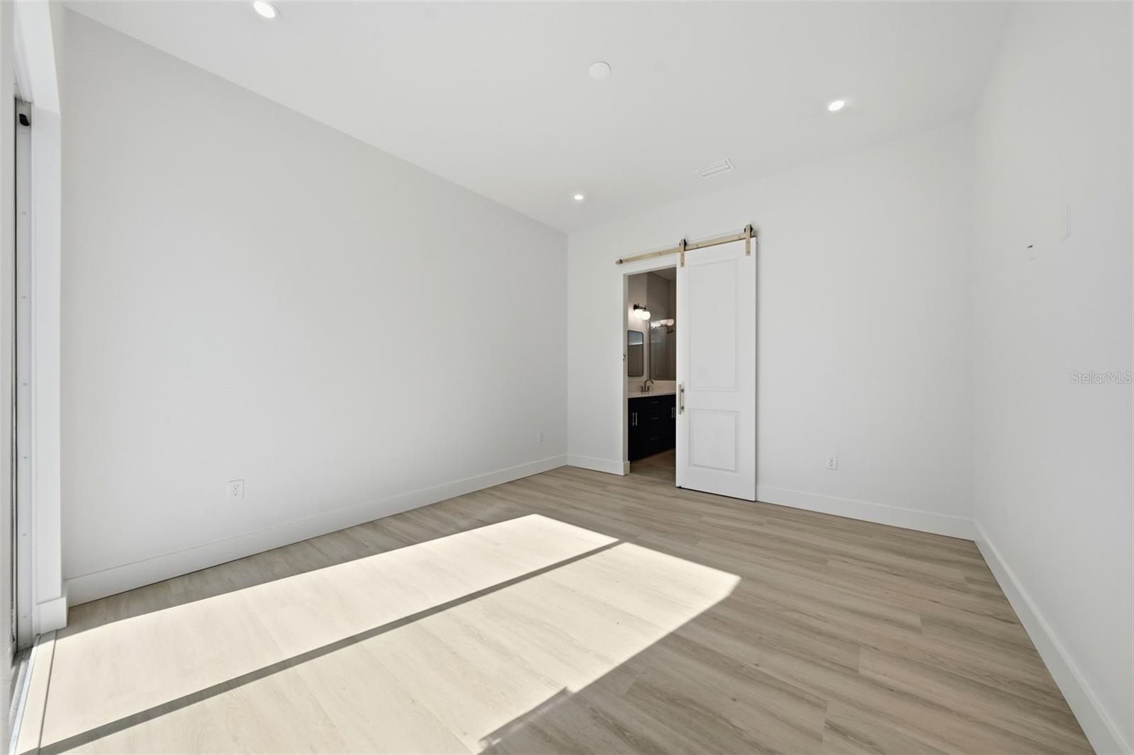 1514 Wilson Ave Property Photo 18