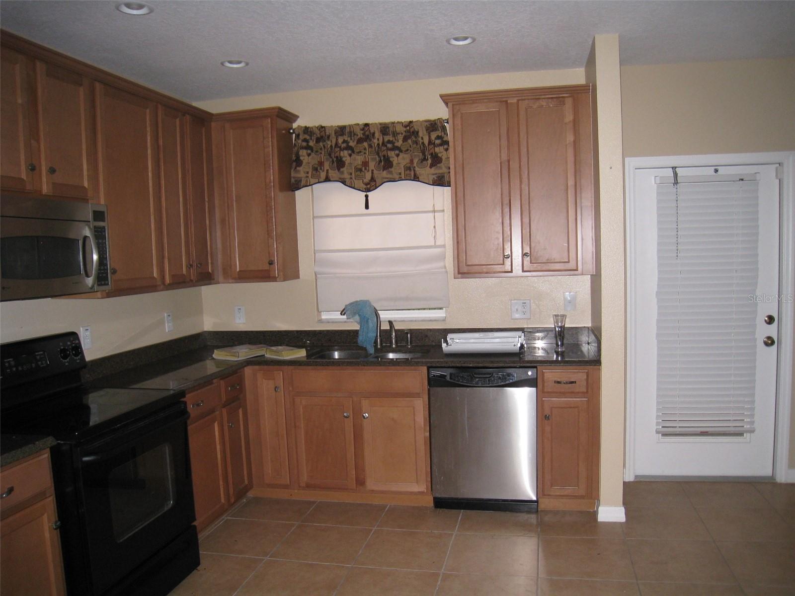 9663 Biscotti Ave Property Photo 4