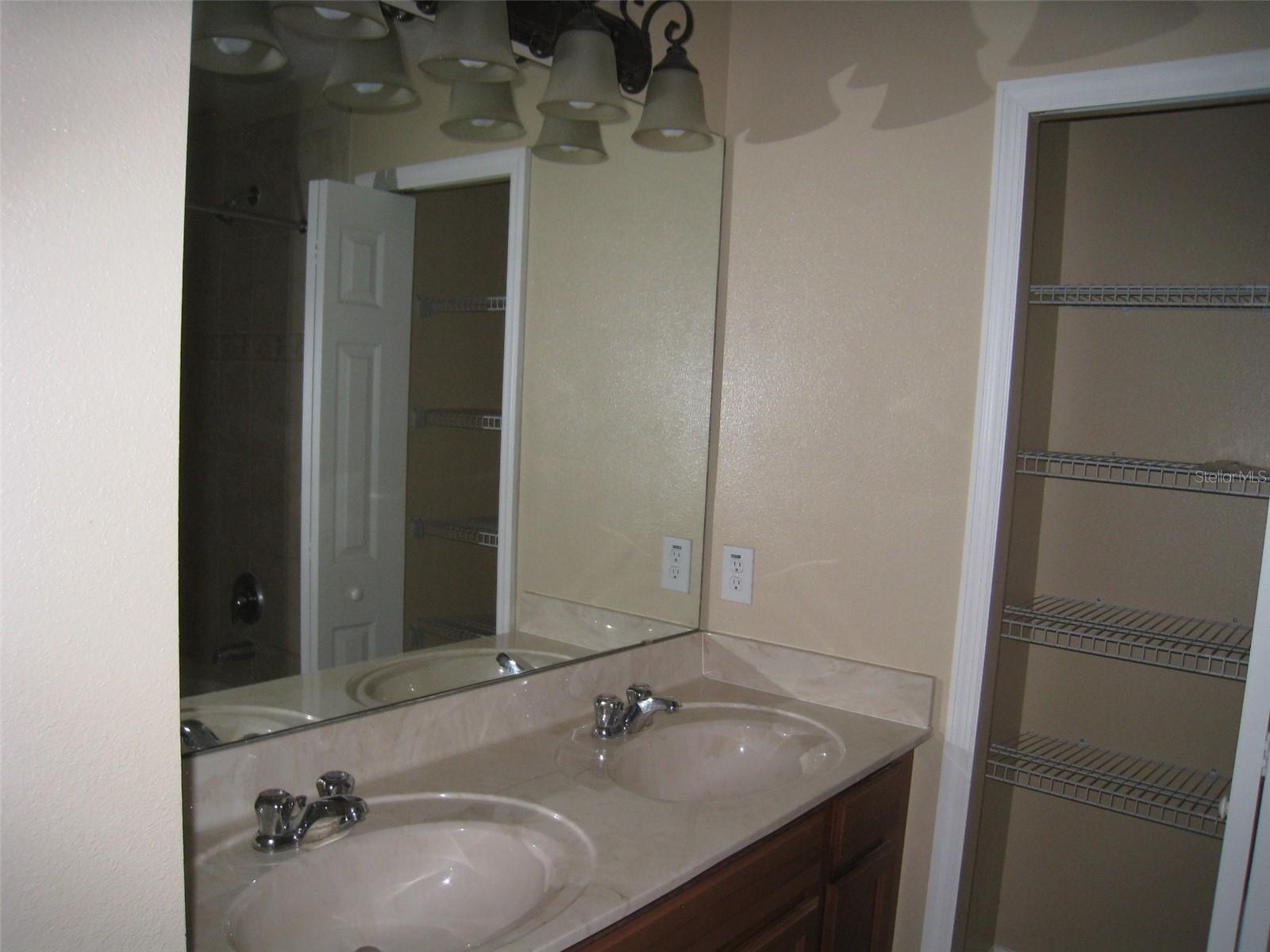 9663 Biscotti Ave Property Photo 9
