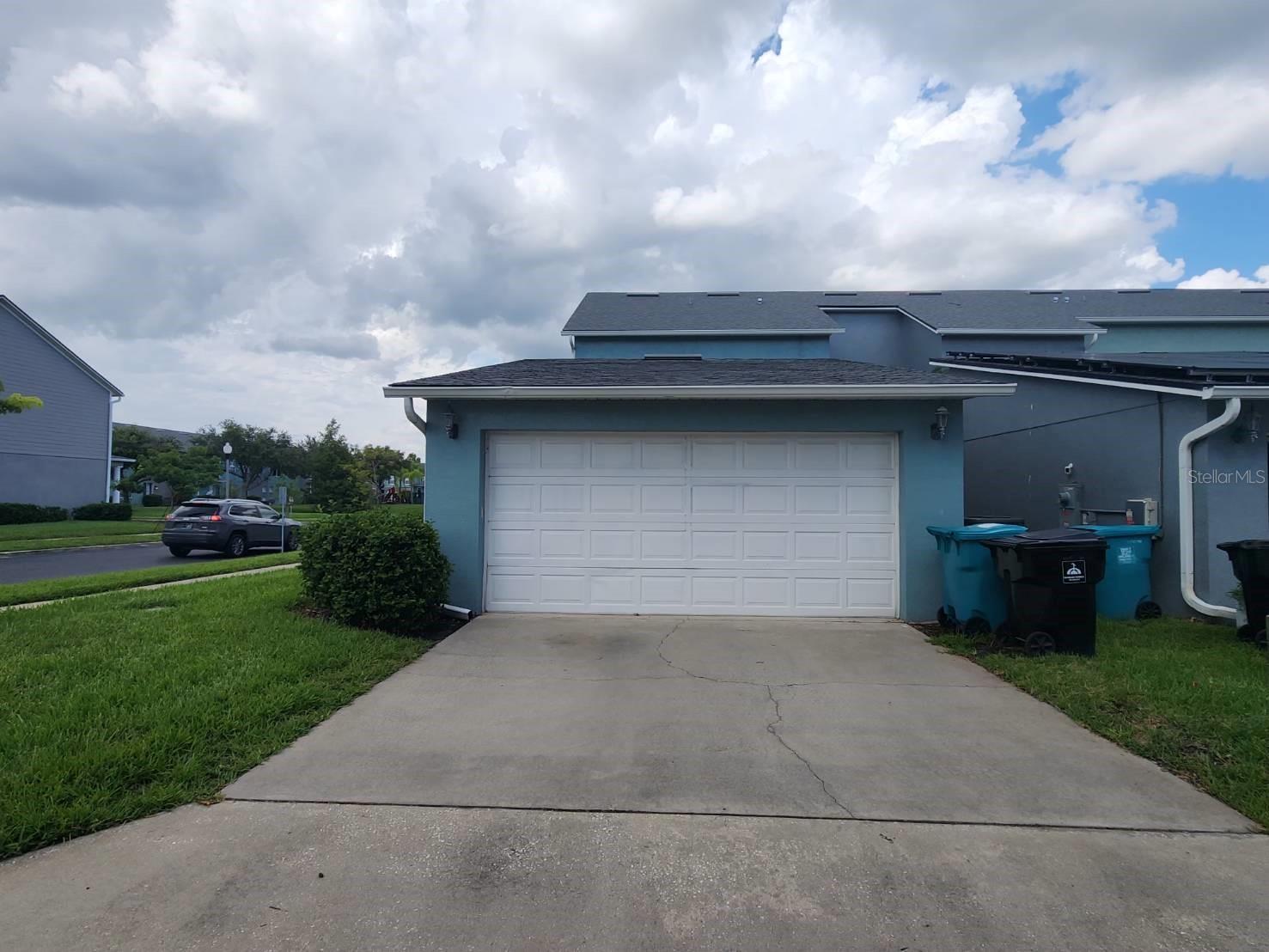 10156 Vickers Ridge Dr Property Photo 2