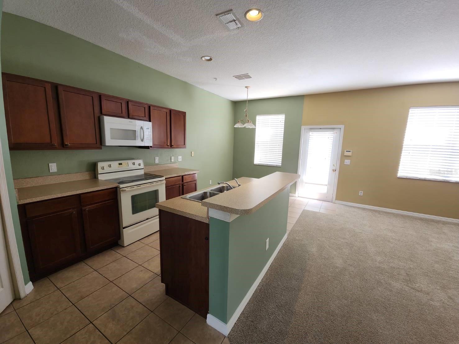 10156 Vickers Ridge Dr Property Photo 7