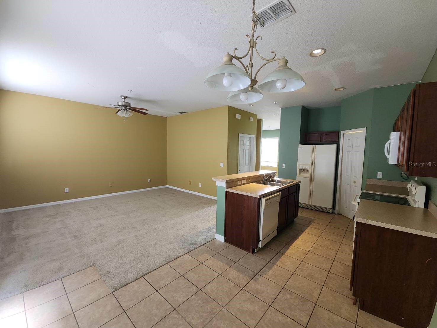 10156 Vickers Ridge Dr Property Photo 8