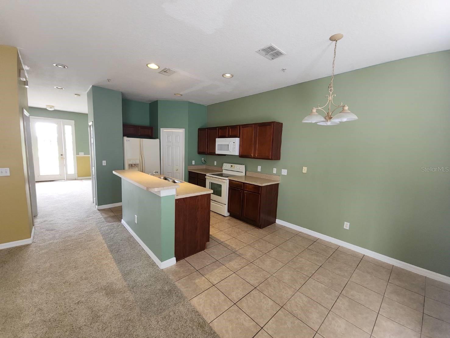 10156 Vickers Ridge Dr Property Photo 10