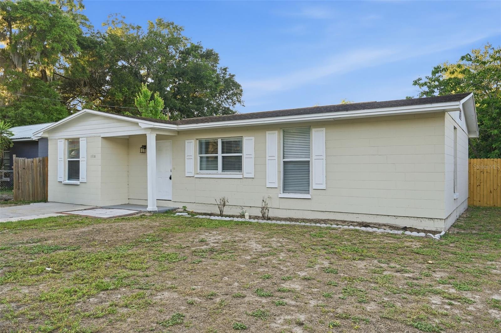 1514 Crest Ave Property Photo 6