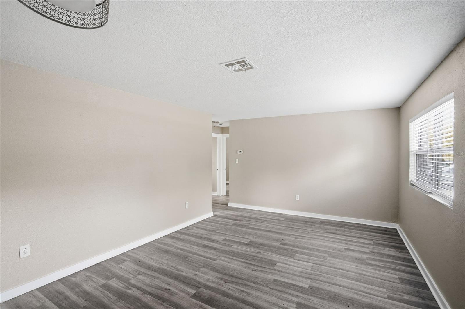 1514 Crest Ave Property Photo 8