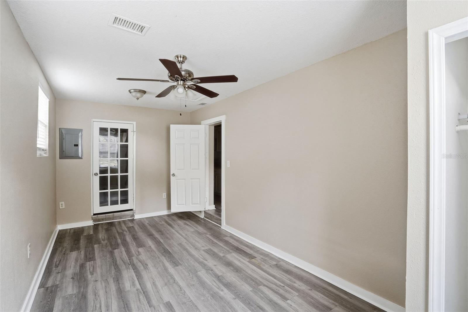 1514 Crest Ave Property Photo 11