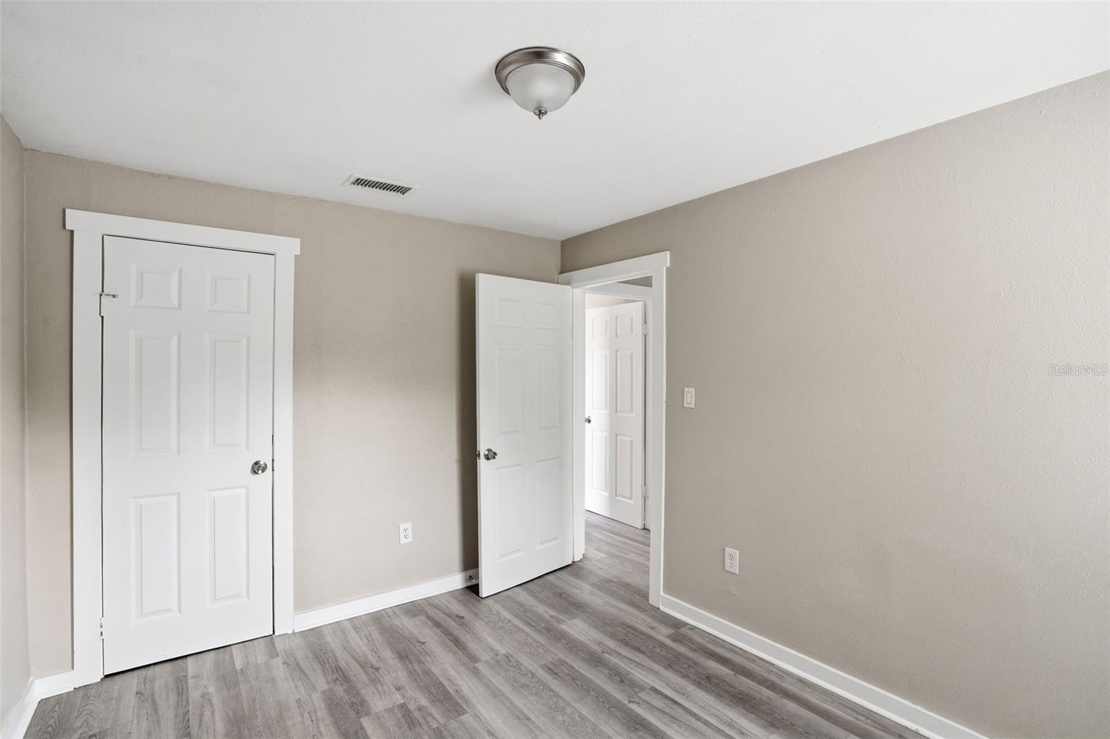 1514 Crest Ave Property Photo 17