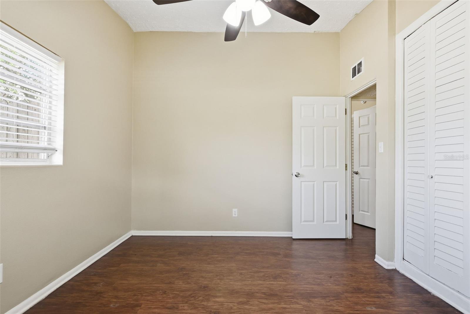 5312 Coventry Dr Property Photo 20