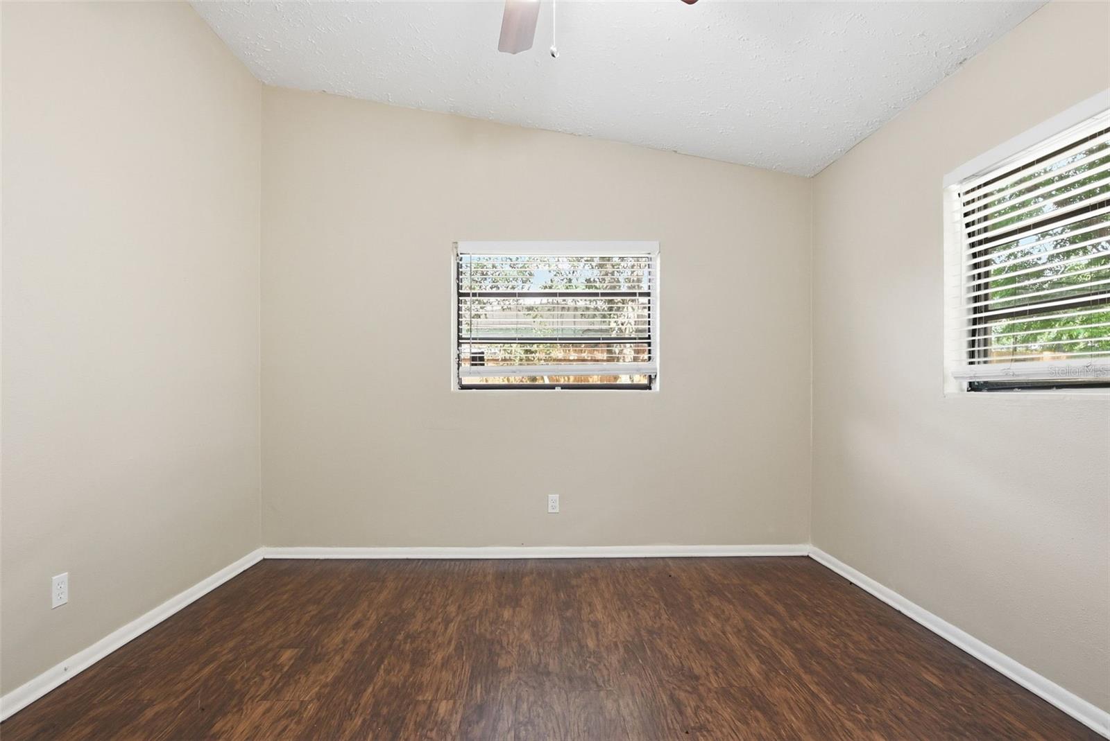 5312 Coventry Dr Property Photo 22