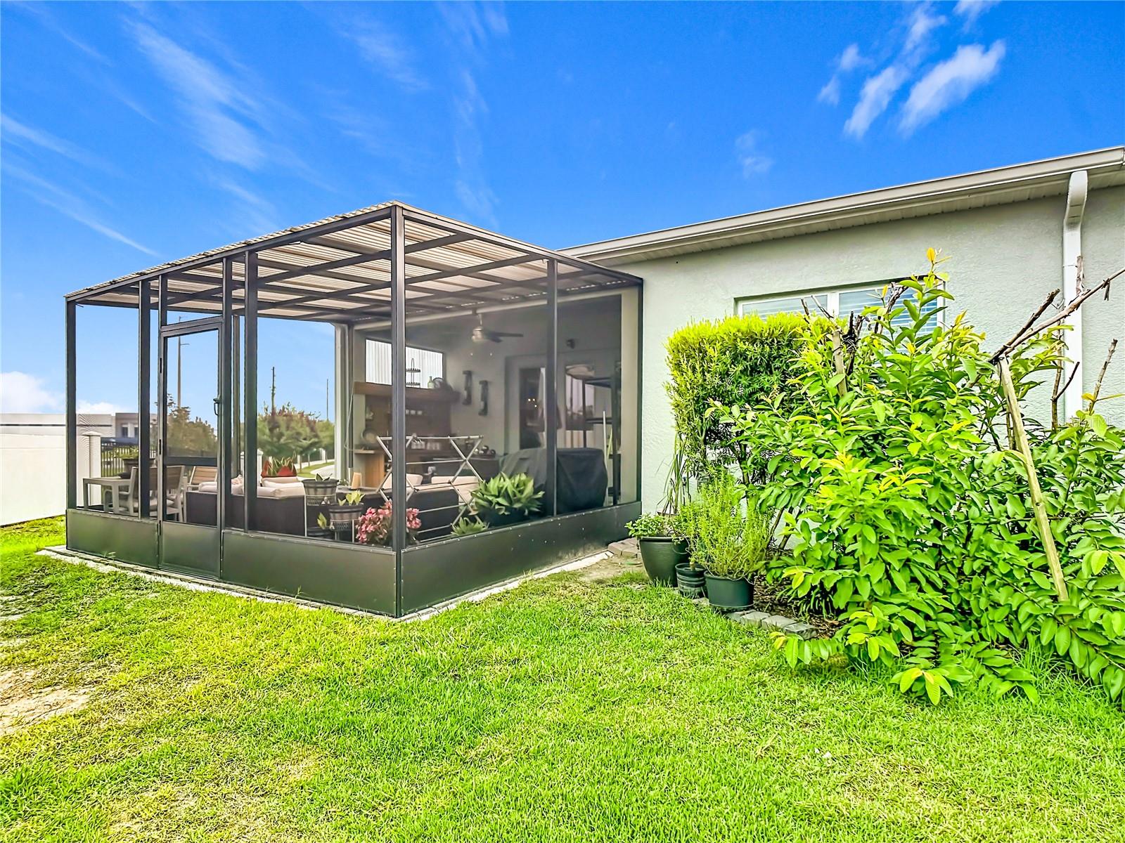 1987 Key Bay Trl Property Photo 24