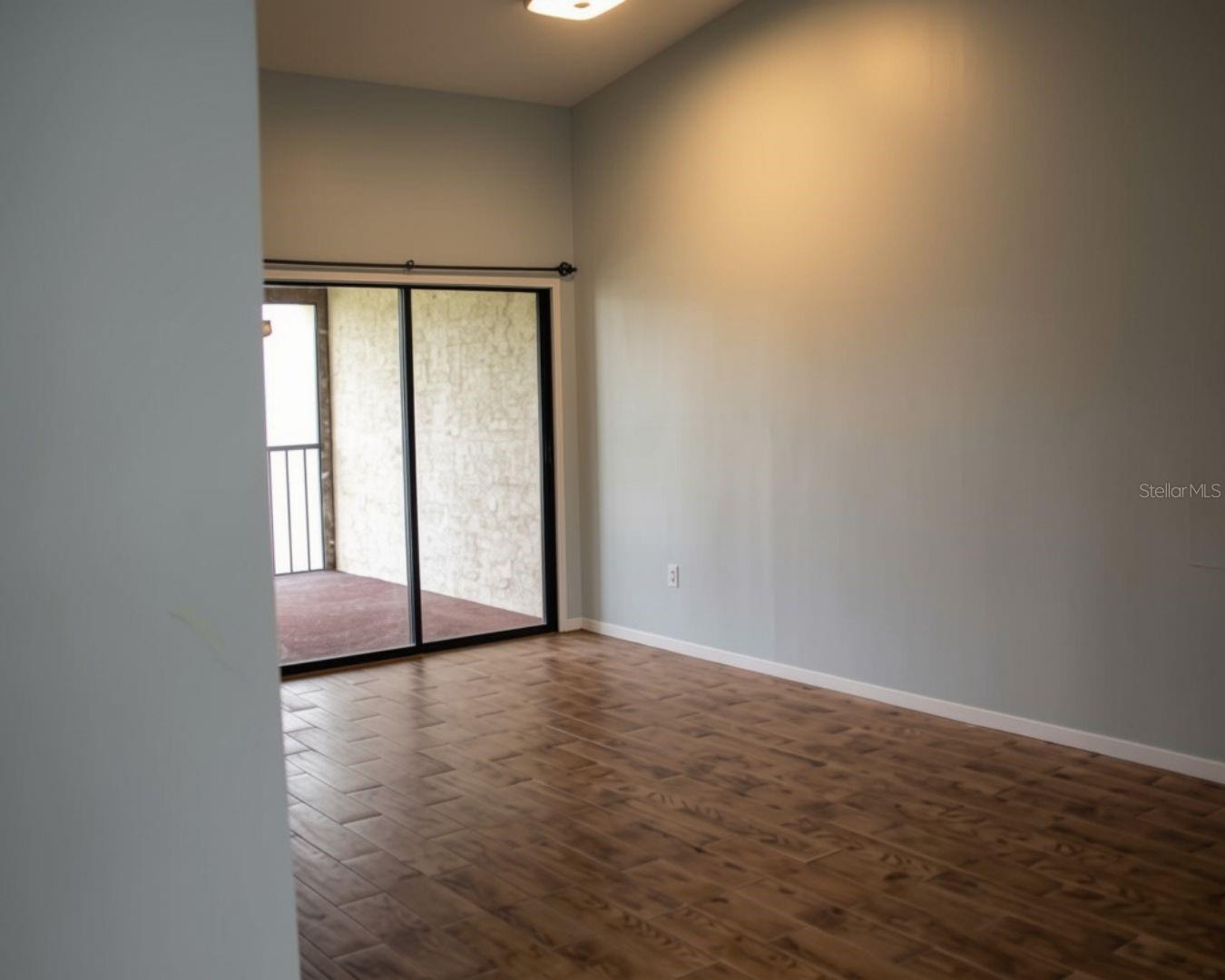 1340 Stearman Ct #14 Property Photo 5