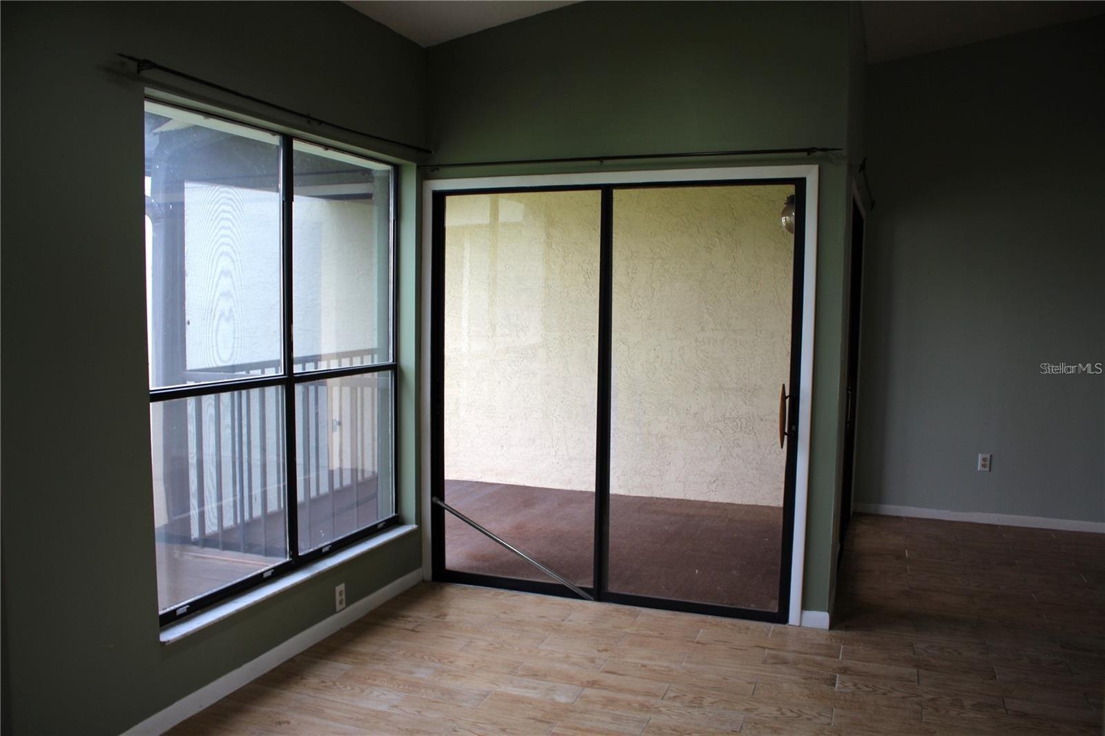 1340 Stearman Ct #14 Property Photo 7