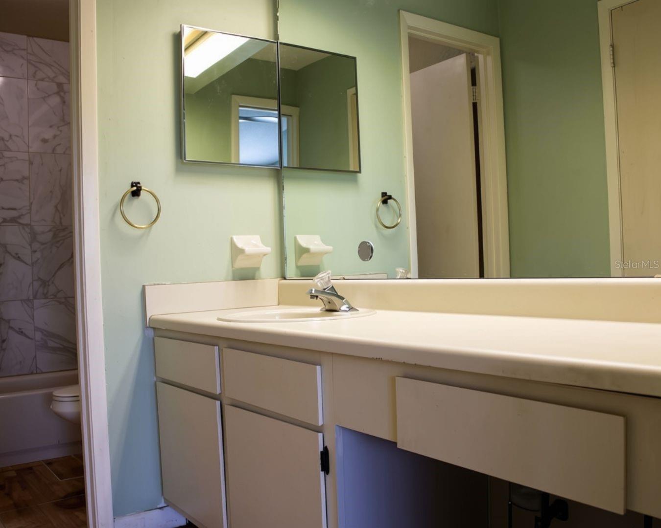 1340 Stearman Ct #14 Property Photo 14