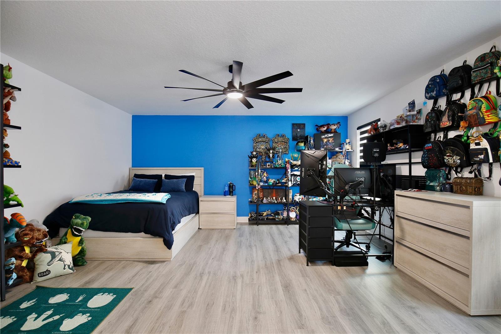 4515 Lions Gate Ave Property Photo 33