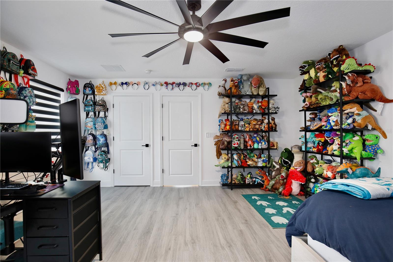 4515 Lions Gate Ave Property Photo 34